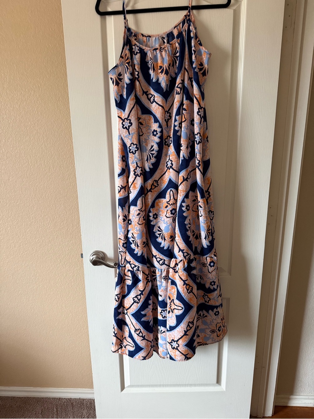 2. Dokotoo Sleeveless Navy and Peach Printed Maxi Dress - Large (fits 1X)
